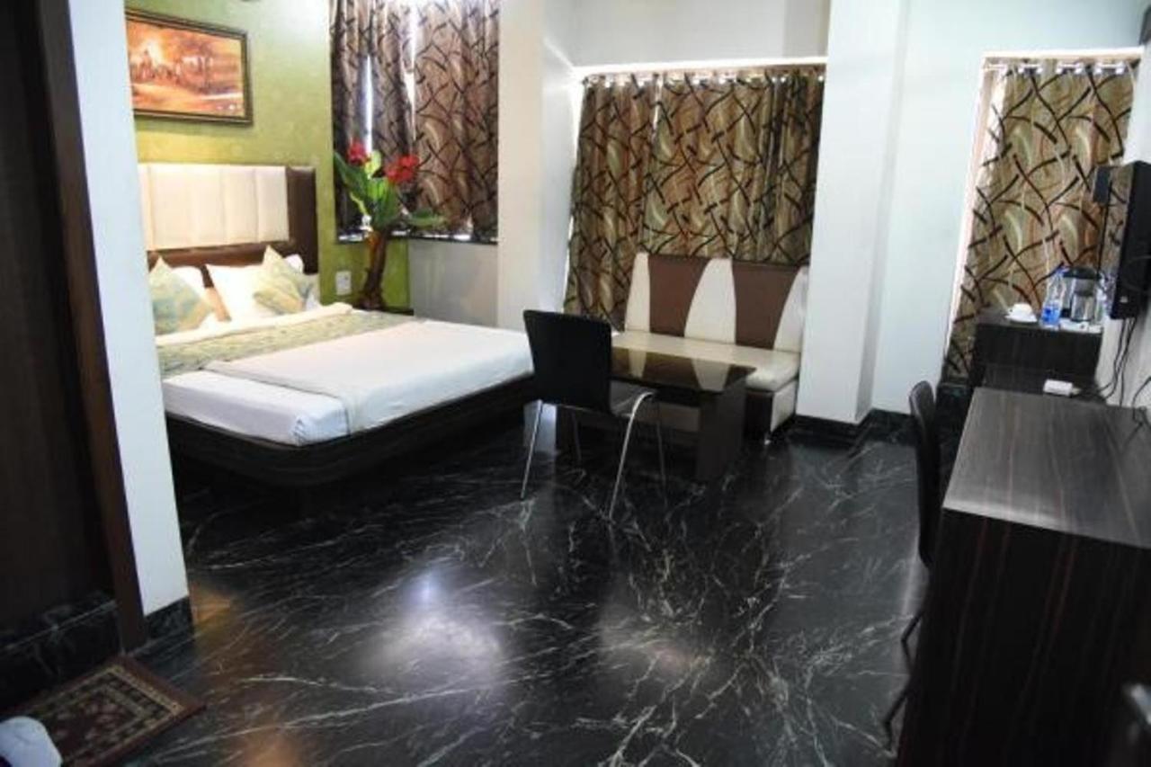 Hotel Pink Pearl Raigarh Exterior photo
