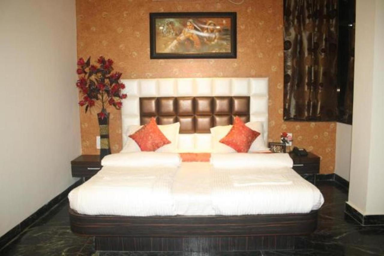 Hotel Pink Pearl Raigarh Exterior photo